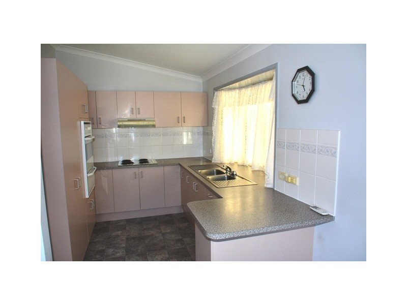 128 West Road, Chain Valley Bay NSW 2259