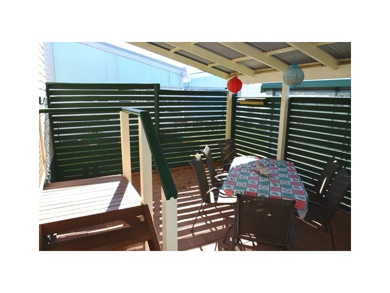 128 West Road, Chain Valley Bay NSW 2259