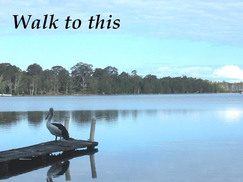 128 West Road, Chain Valley Bay NSW 2259