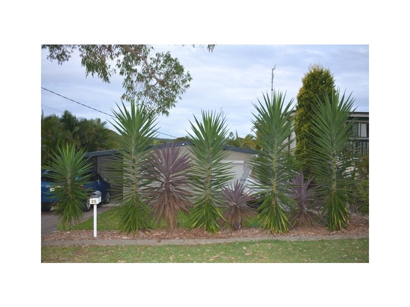 25 Larapinta Road, Gwandalan NSW 2259