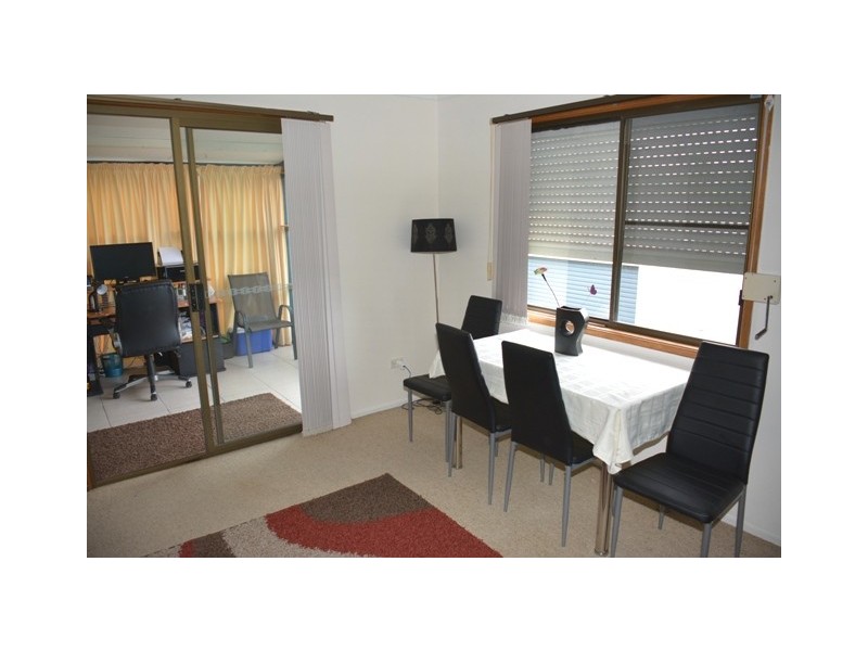 25 Larapinta Road, Gwandalan NSW 2259