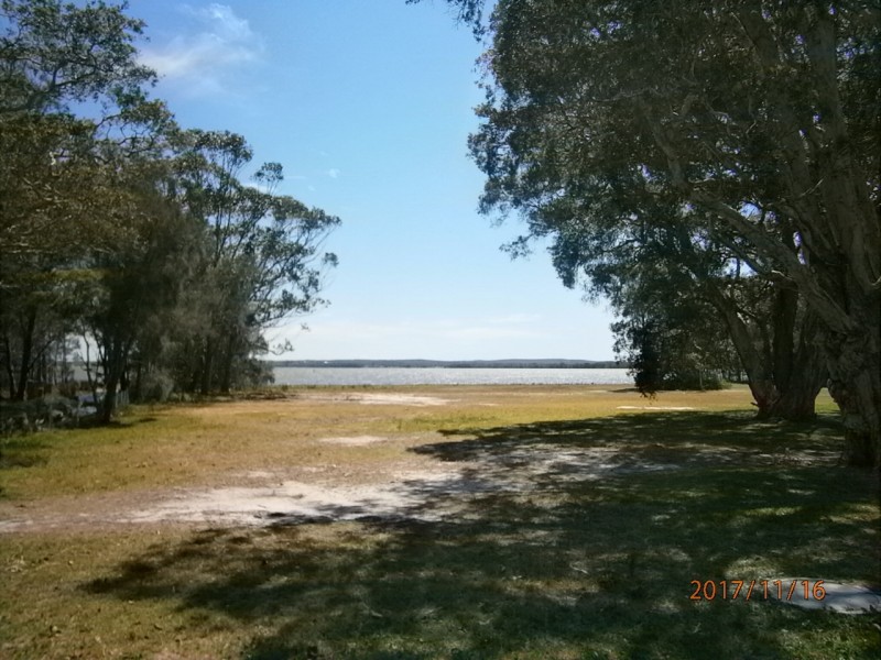 2/61 Natuna Avenue, Budgewoi NSW 2262