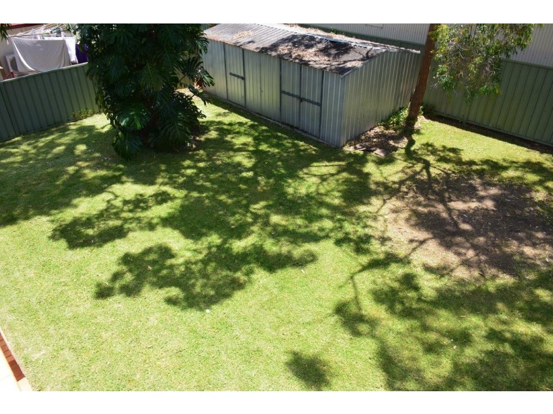 10 Government Road, Summerland Point NSW 2259