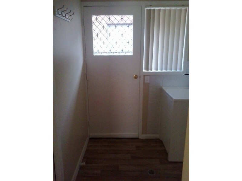 18 Delia Ave, Budgewoi NSW 2262