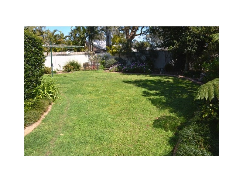 22 Findlay Avenue, Chain Valley Bay NSW 2259