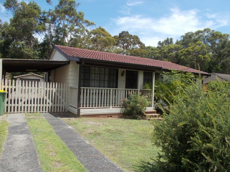 52 Cams Bvld, Summerland Point NSW 2259