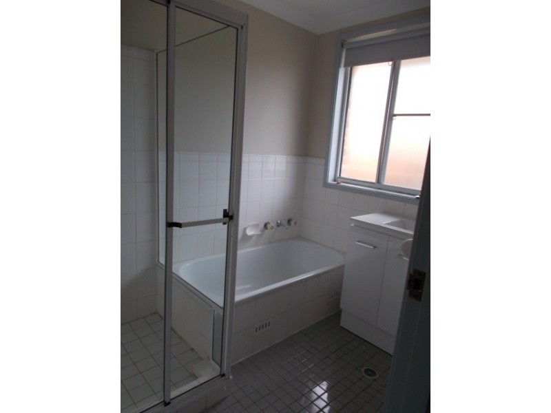 2/30 Ulooloo Rd, Gwandalan NSW 2259