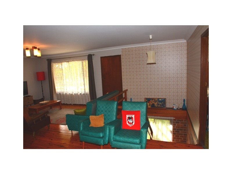 93 Cams Boulevarde, Summerland Point NSW 2259