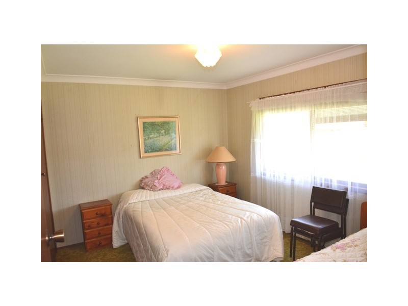 93 Cams Boulevarde, Summerland Point NSW 2259