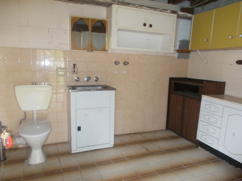 110 Cams Blvd, Summerland Point NSW 2259