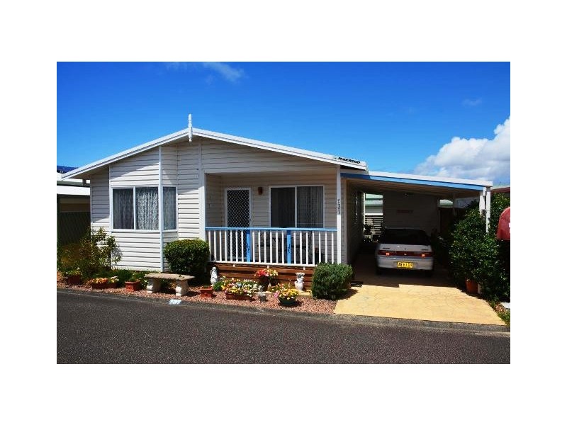 137 Sixth Street, Chain Valley Bay NSW 2259