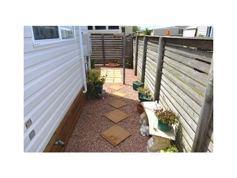 137 Sixth Street, Chain Valley Bay NSW 2259