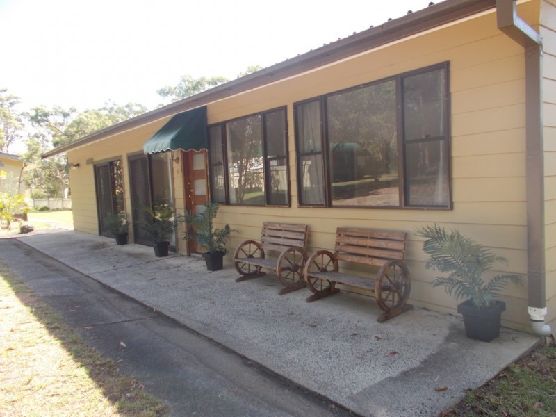 30 summerland Road, Summerland Point NSW 2259