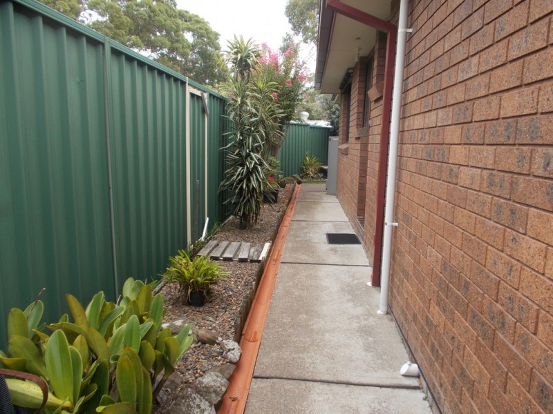 2/7 Anembo Avenue, Summerland Point NSW 2259