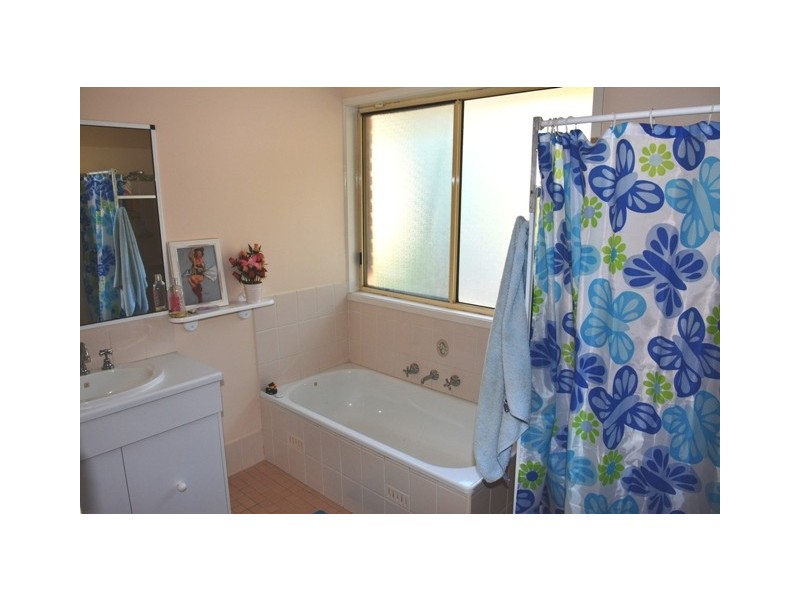 48 Callen Avenue, San Remo NSW 2262