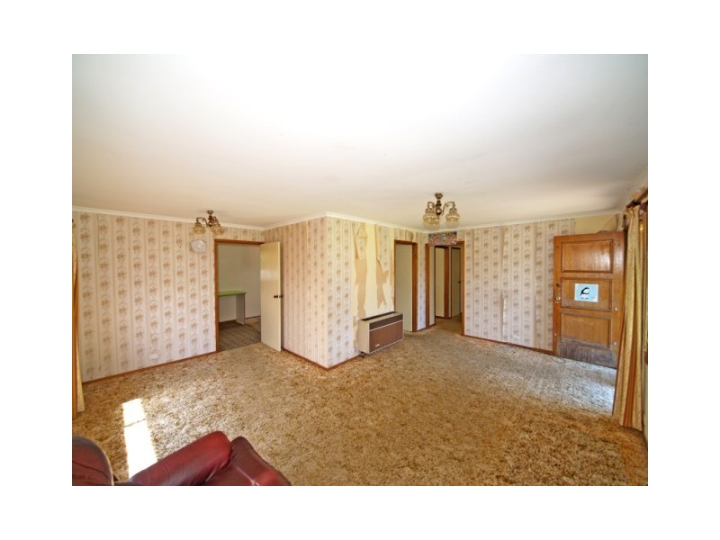 27 Moloki Avenue, Chittaway Bay NSW 2261