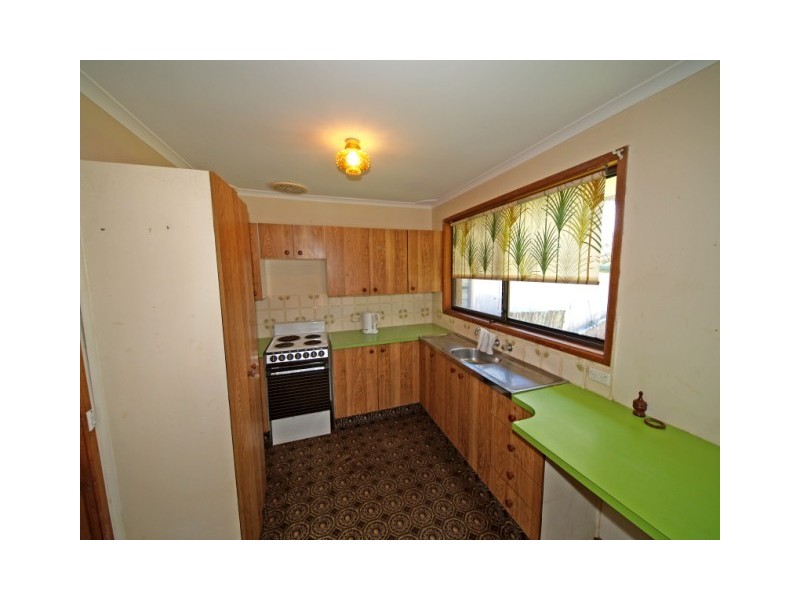 27 Moloki Avenue, Chittaway Bay NSW 2261