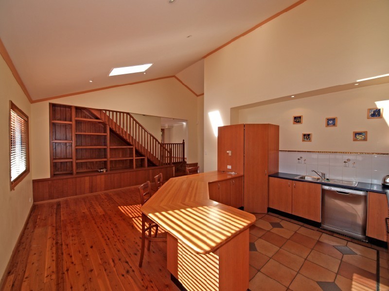 12 McLean Street, Killarney Vale NSW 2261