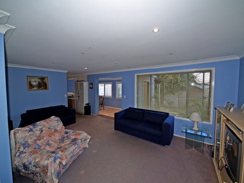 10 Fairview Avenue, The Entrance NSW 2261