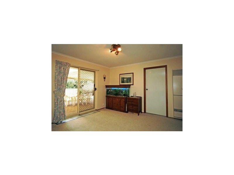 15 Abberton Street, Flagstaff Hill SA 5159