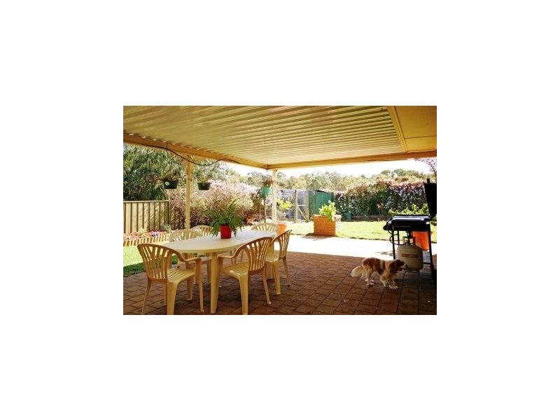 15 Abberton Street, Flagstaff Hill SA 5159