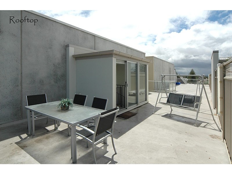 8/16 Colley Terrace, Glenelg SA 5045