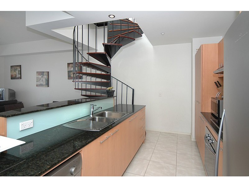 8/16 Colley Terrace, Glenelg SA 5045