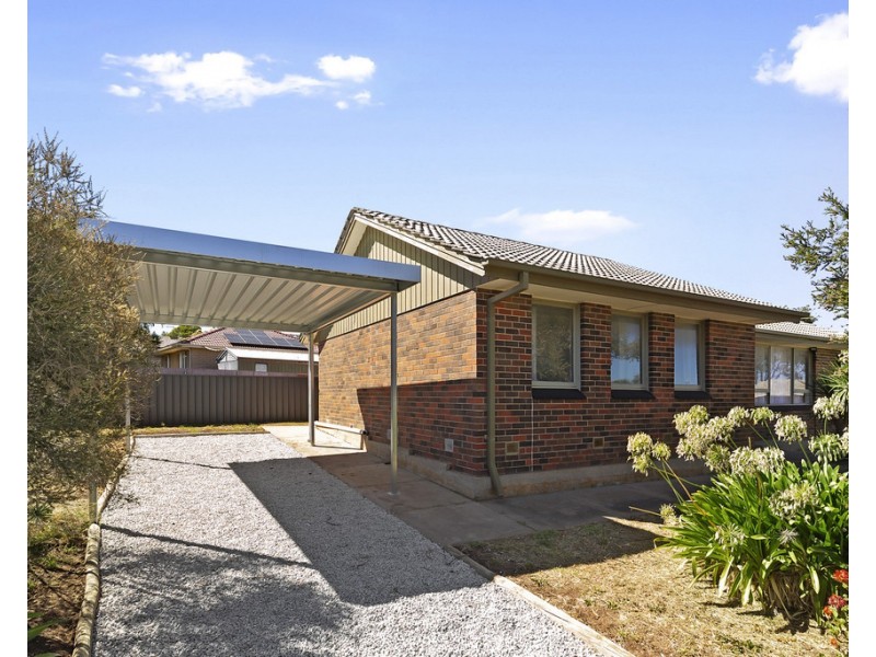21 Fabian Crescent, Morphett Vale SA 5162