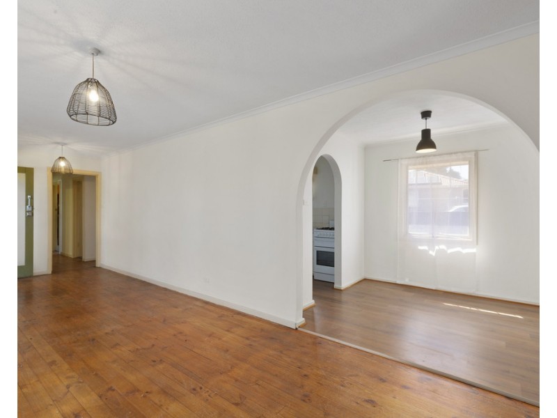 21 Fabian Crescent, Morphett Vale SA 5162