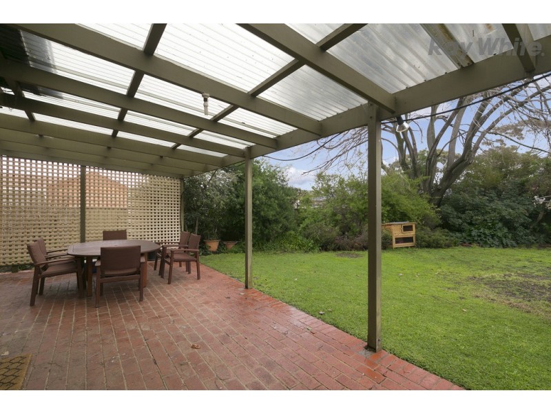 33 Gowrie Avenue, Glengowrie SA 5044