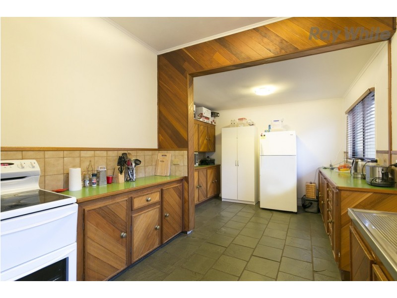 18 Limbert Avenue, Seacombe Gardens SA 5047