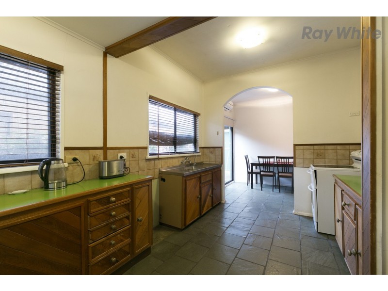 18 Limbert Avenue, Seacombe Gardens SA 5047