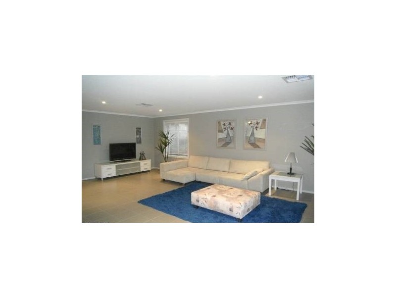 16 East Parkway, Andrews Farm SA 5114