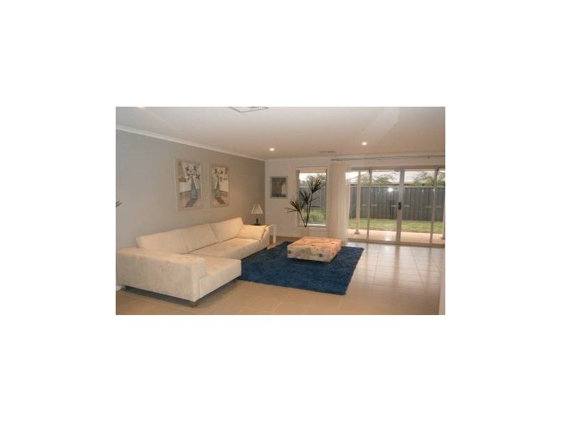 16 East Parkway, Andrews Farm SA 5114