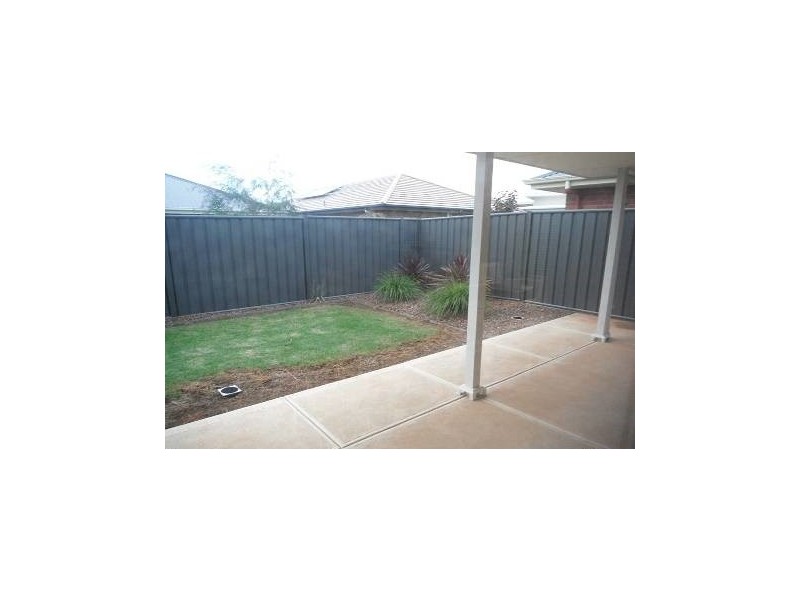 16 East Parkway, Andrews Farm SA 5114