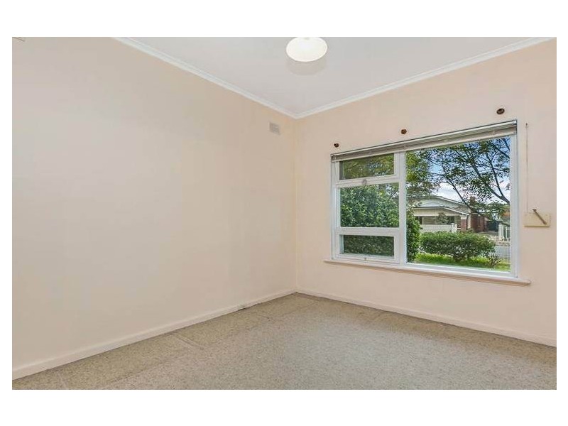 11 Fairmont Ave, Black Forest SA 5035
