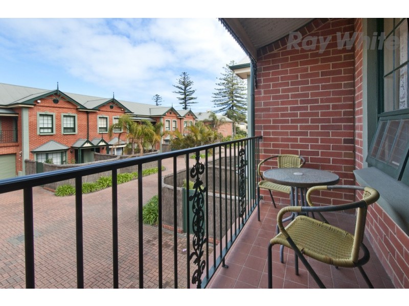 9/12 Old Tapleys Hill Road, Glenelg North SA 5045