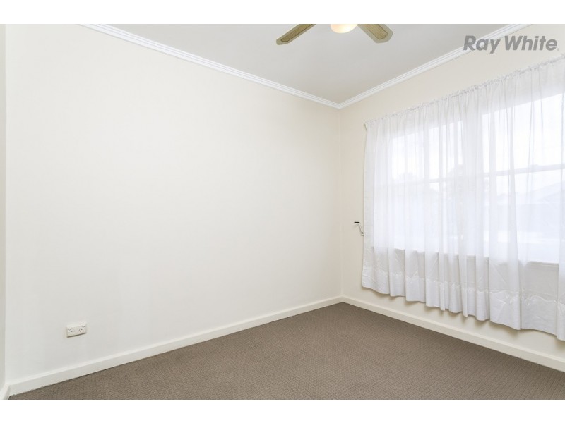 20 Tarranna Avenue, Park Holme SA 5043