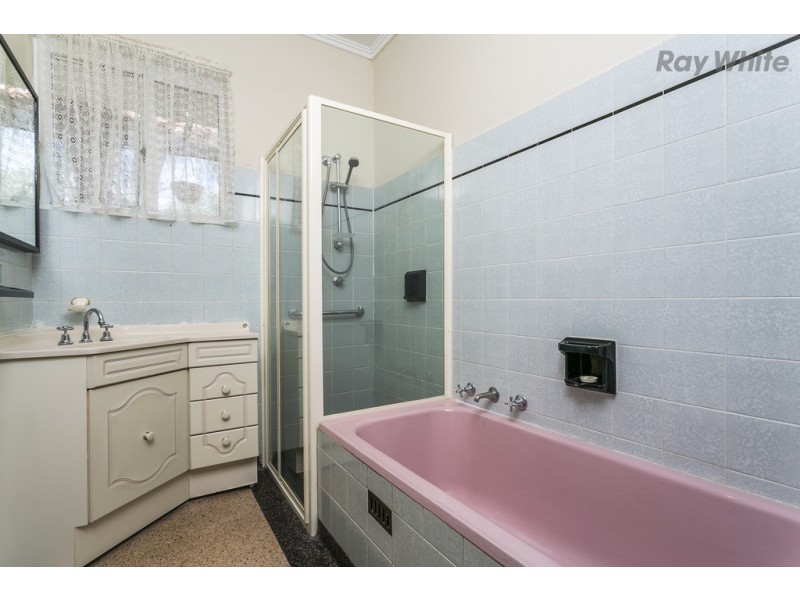 20 Tarranna Avenue, Park Holme SA 5043