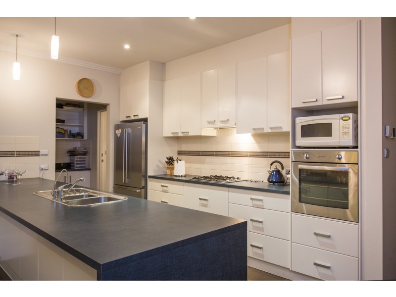 12 The Boulevard, Flagstaff Hill SA 5159