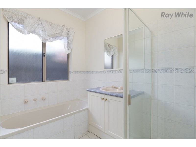 10 Bradley Grove, Mitchell Park SA 5043