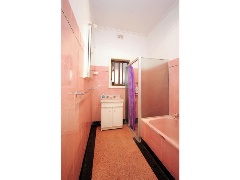 18 Winston Crescent, Glengowrie SA 5044