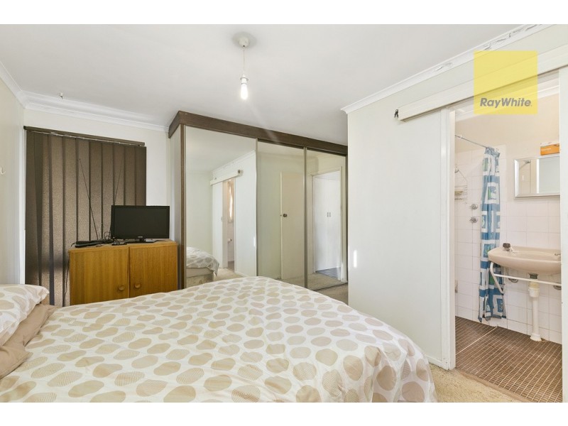 1 Redcraze Street, Aberfoyle Park SA 5159