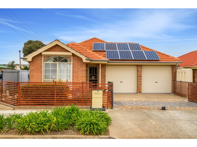 11 Peterson Avenue, Mitchell Park SA 5043