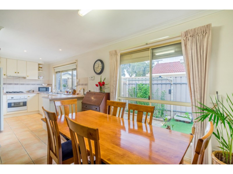 11 Peterson Avenue, Mitchell Park SA 5043
