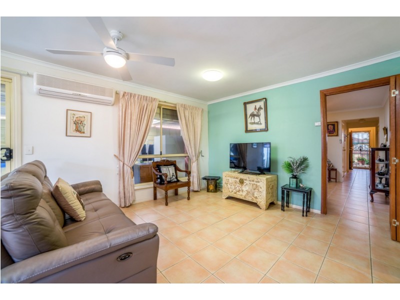 11 Peterson Avenue, Mitchell Park SA 5043