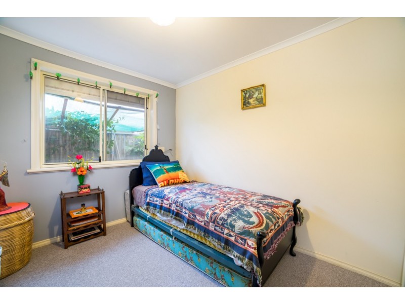 11 Peterson Avenue, Mitchell Park SA 5043