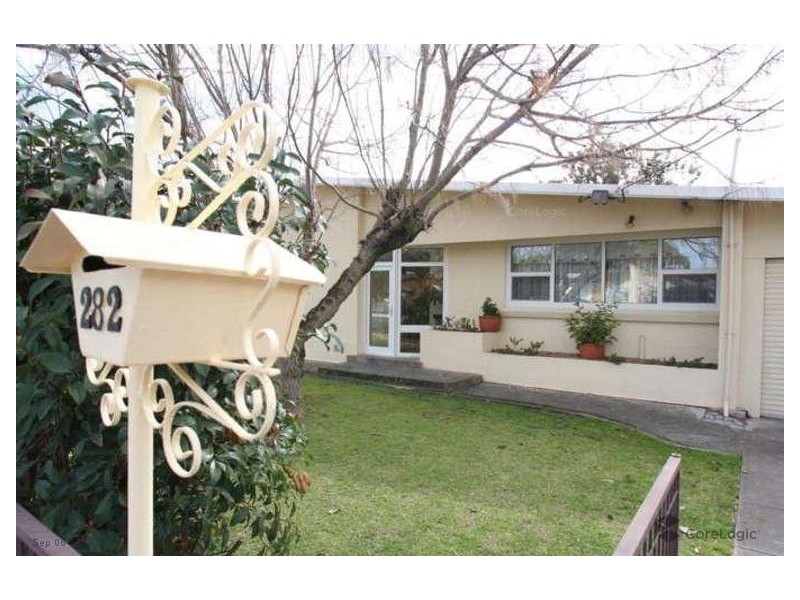 282 Oaklands Road, Park Holme SA 5043