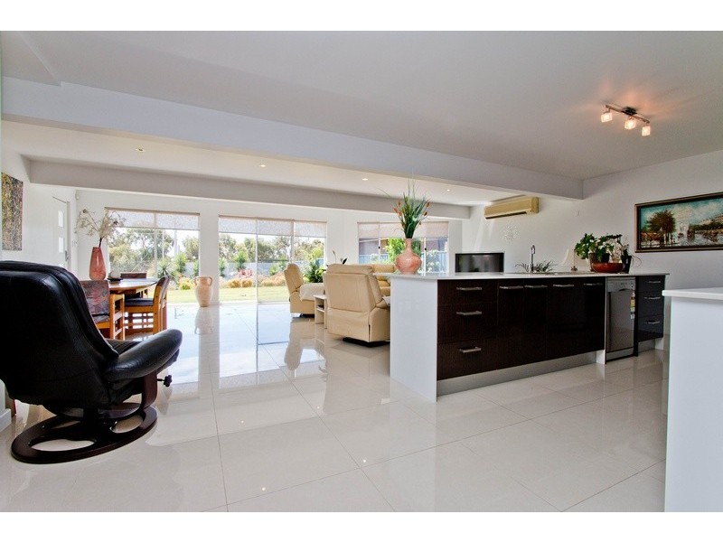 70 Newland Avenue, Marino SA 5049