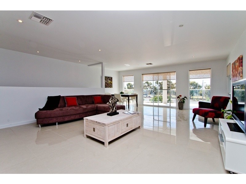 70 Newland Avenue, Marino SA 5049